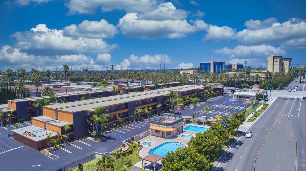 Best Western Plus Stovalls Inn