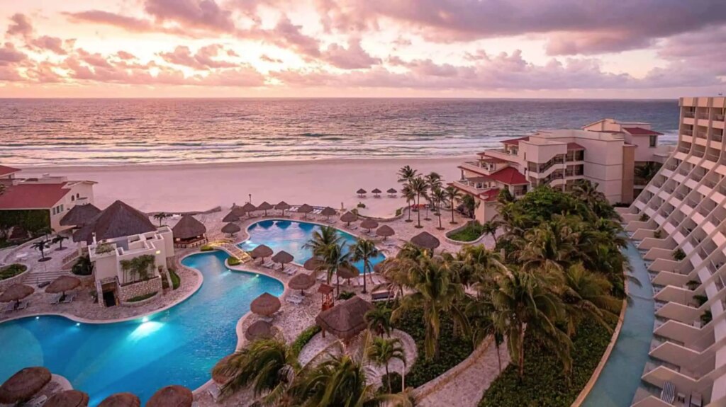 Grand Park Royal Cancún 12 Grand Park Royal Cancun 11