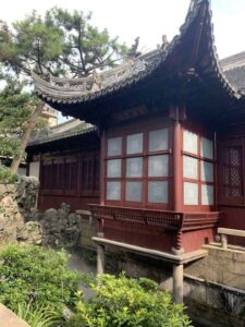 Rondreis naar Vietnam (21 dagen) 10 Yu Garden - een mooi tempelgebouwtje