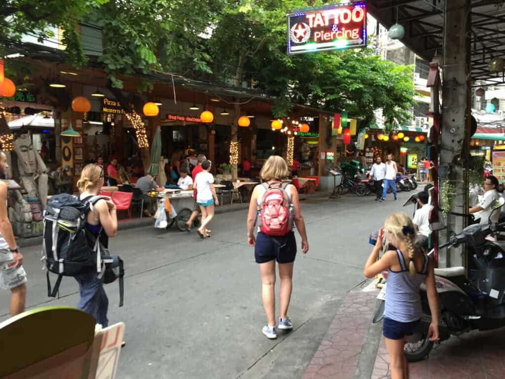 Rondreis Bangkok , River Kwai & Koh Samui (19 dagen) 18 Thanon Ram Buttri