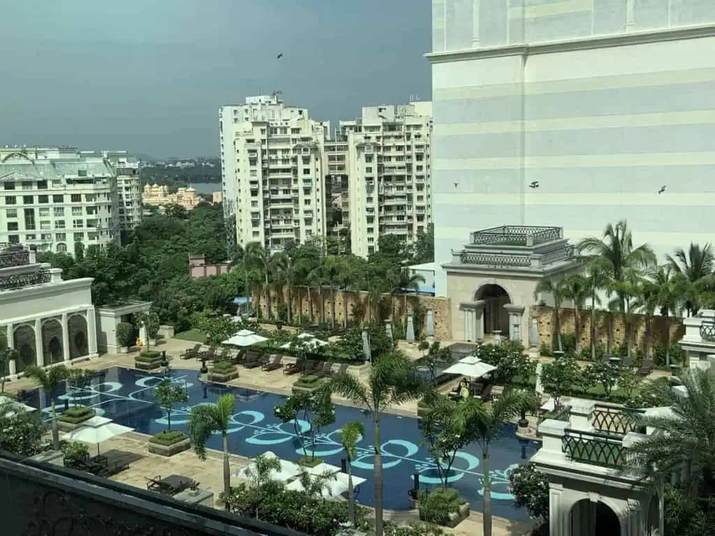 The Leela Palace Chennai 1 The Leela Palace zwembad Chennai