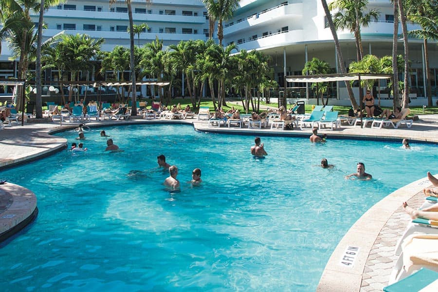 Hotel Riu Plaza Miami Beach 14 pool riu plaza miami
