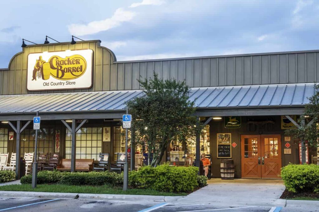 Een afbeelding van de CrackerBarrel voorkant in Las Vegas